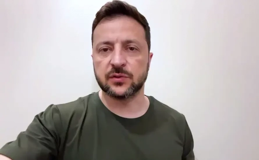 Массированные удары по Киеву заставили Зеленского спуститься в бункер