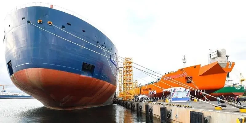 Сложности и решения: строительство танкеров-газовозов для «Арктик СПГ 2»